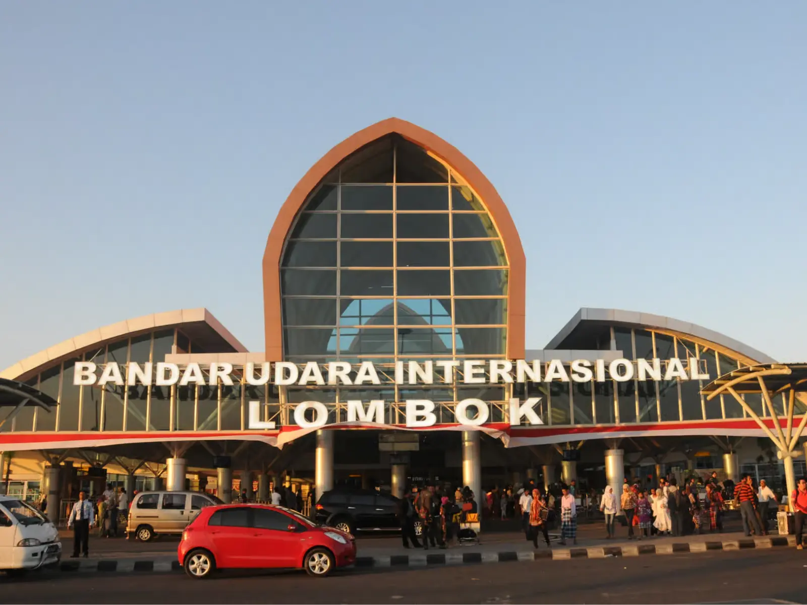 Airport Lombok - Praya